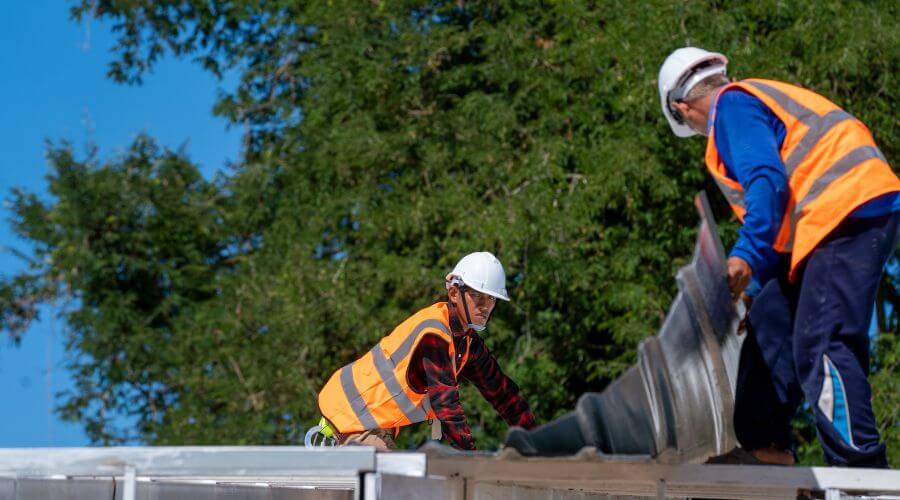 Professional residential roofers in Raleigh, ND